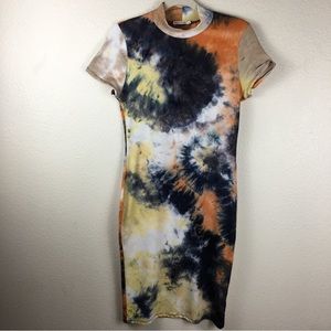 Heart & Hips Tie Dye Mock Neck Short Sleeve Bodycon Dress Large